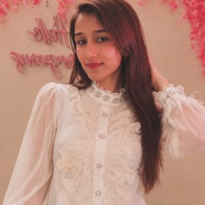 ELARA FEATHER SHIRT - Image 1